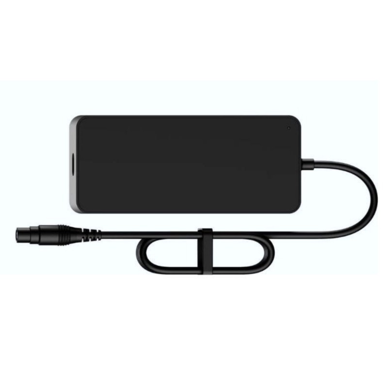 Fortistis grigoros simvatos me Xiaomi 5 MAX, 4 Pro Plus kai 4 Pro MAX, trofodotiko gia ilektriko patini  - 1  