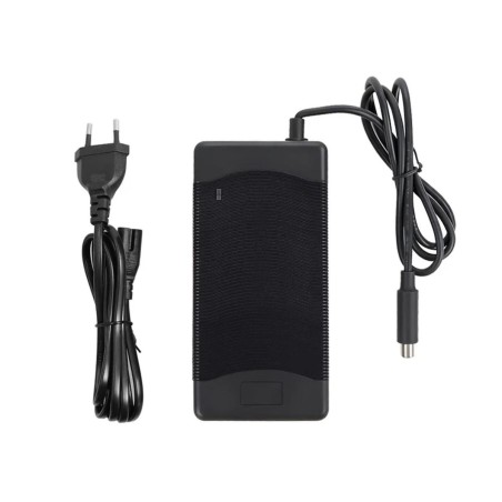 Nabíječka baterie pro koloběžku Xiaomi 5  - 1  