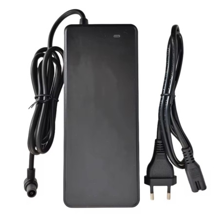Rychla nabijacka kompatibilna s NAVEE ST3 ST3 Pro GT3 GT3 Pro GT3 MAX a podobnymi modelmi 120W Navee - 1 
Kompatibilna s NAVEE S