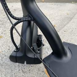 Sharkset RS1 - två 1400w motorer - 20ah batteri - räckvidd på 50 till 70 km Sharkset - 10 Sharkset RS1 - två 1400w motorer - 20a