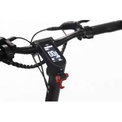 Sharkset RS1 — dva dvigatelya moshchnost'yu 1400 Vt, akkumulyator 20 Ach, zapas khoda ot 50 do 70 km. Sharkset - 16 Sharkset RS1