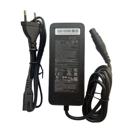 Zaryadnyy prystriy dlya samokata Xiaomi Electric Scooter 4 Pro Plus Xiaomi - 1 Zaryadnyy prystriy dlya samokata Xiaomi Electric 